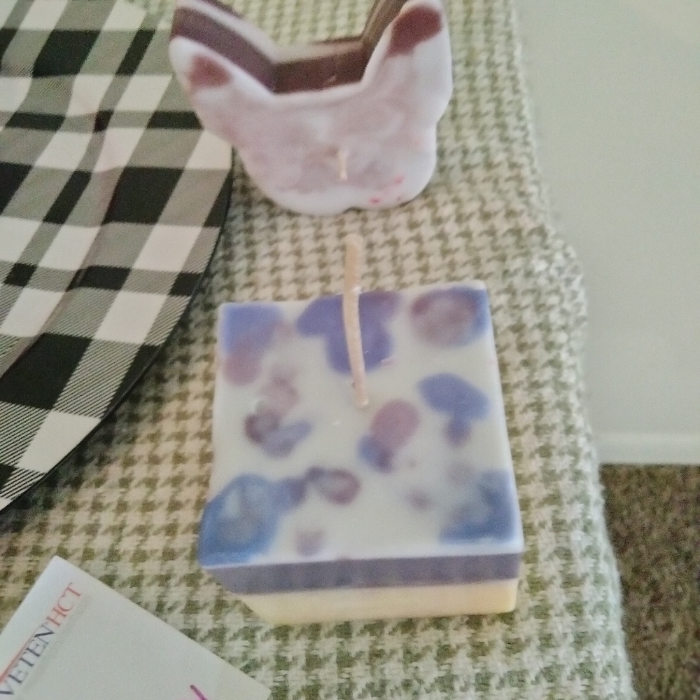 Handmade candles and wax melts freshly made by me